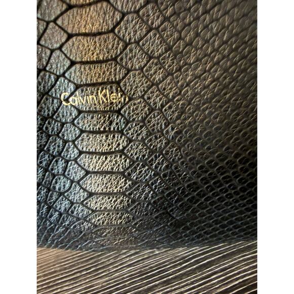 Calvin Klein Snake Skin Genuine Leather Gold Shimmer XL Hobo Bag with Side Zips - Picture 6 of 9